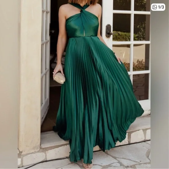 Baltic Born Sandra dress in Emerald - Picture 1 of 7